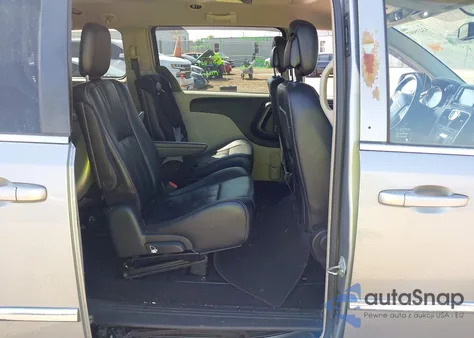 2015 Chrysler Town & Country Touring из США, поврежденный, VIN 2C4RC1BG7FR545609